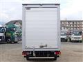 2015 Isuzu Elf Truck
