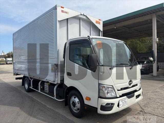 2026 Hino Dutro