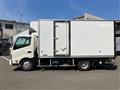 2017 Hino Dutro