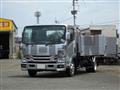 2021 Isuzu Elf Truck