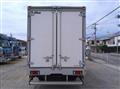 2018 Isuzu Elf Truck