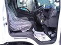 2025 Isuzu Elf Truck