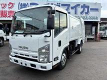 2013 Isuzu Elf Truck