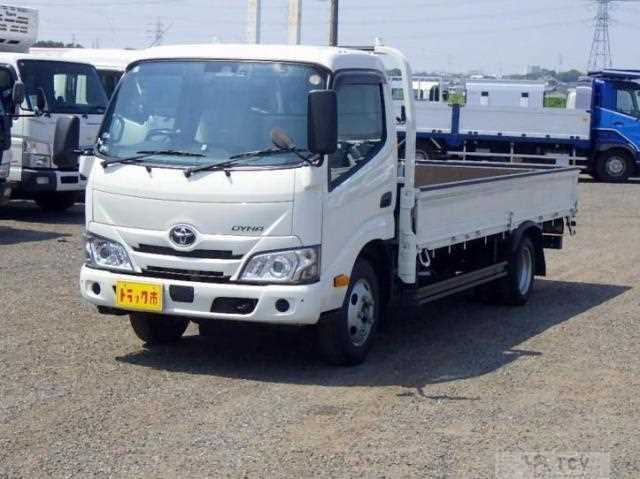 2022 Toyota Dyna Truck