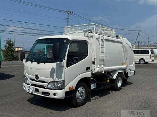 2026 Hino Dutro