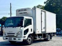 2020 Isuzu Elf Truck