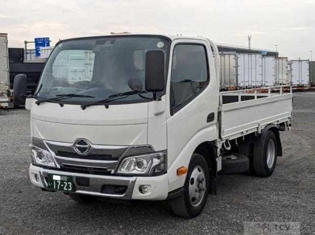2023 Hino Dutro