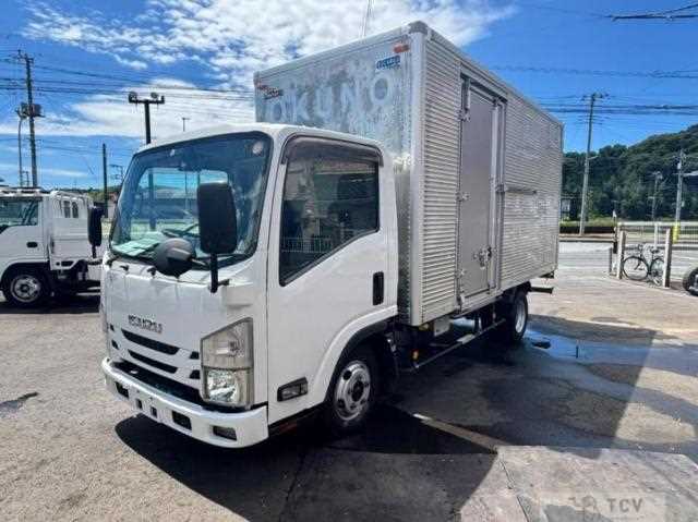 2016 Isuzu Elf Truck