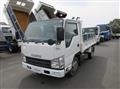 2013 Isuzu Elf Truck