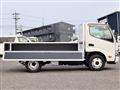 2022 Hino Dutro