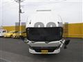2023 Isuzu Elf Truck