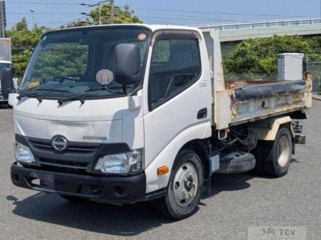 2017 Hino Dutro