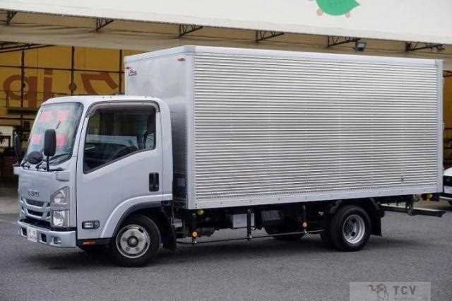2019 Isuzu Elf Truck