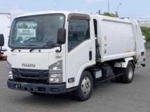 2015 Isuzu Elf Truck