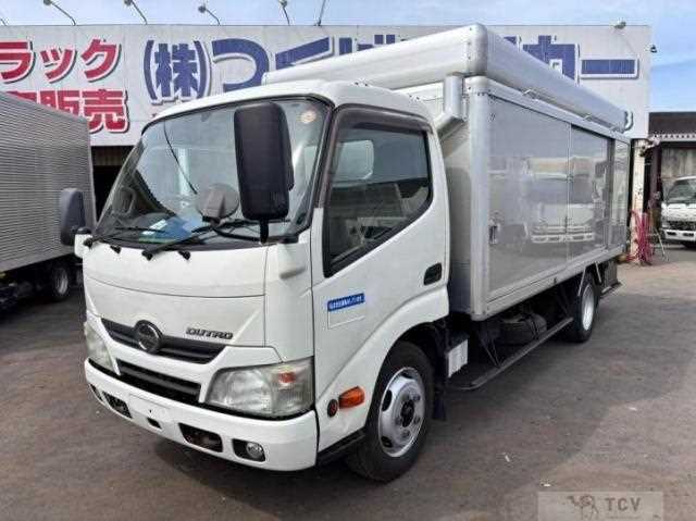 2012 Hino Dutro
