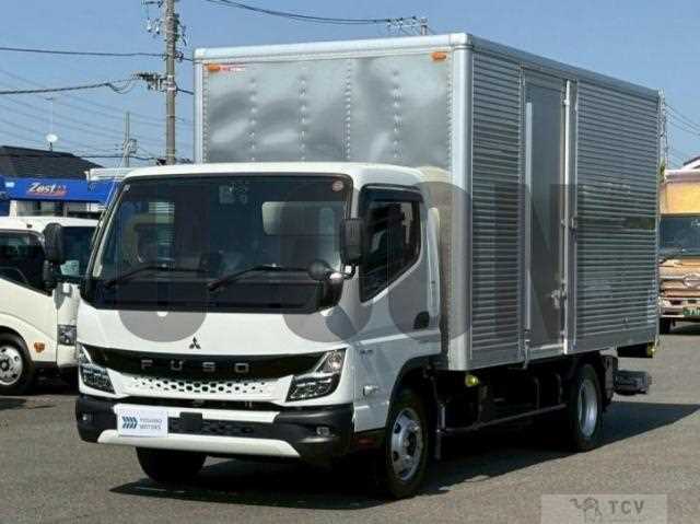 2025 Mitsubishi Fuso Canter