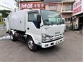 2013 Isuzu Elf Truck