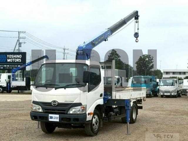 2013 Hino Dutro
