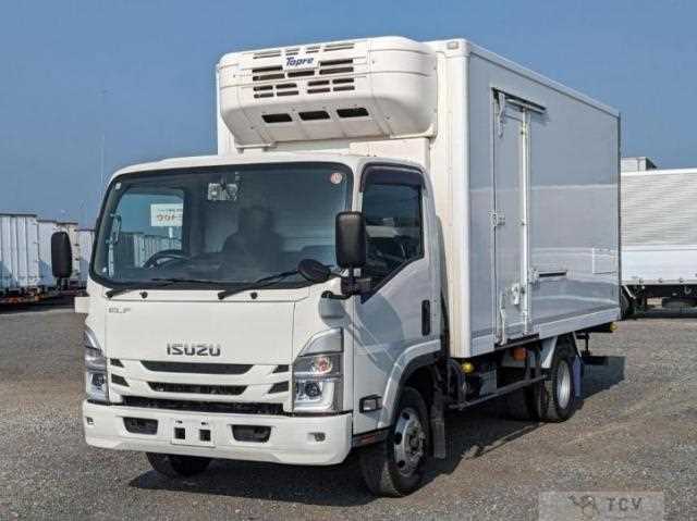 2022 Isuzu Elf Truck