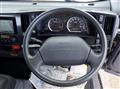 2015 Isuzu Elf Truck
