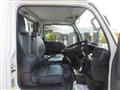 2025 Isuzu Elf Truck
