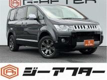 2018 Mitsubishi Delica D5