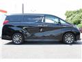 2017 Toyota Alphard Hybrid
