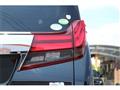 2017 Toyota Alphard Hybrid
