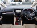 2015 Toyota Vellfire