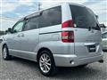 2003 Toyota Noah