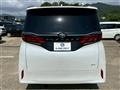 2025 Toyota Alphard Hybrid