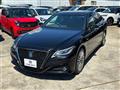2019 Toyota Crown Hybrid