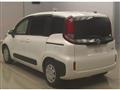 2022 Toyota Sienta