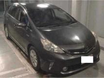 2013 Toyota PRIUS α