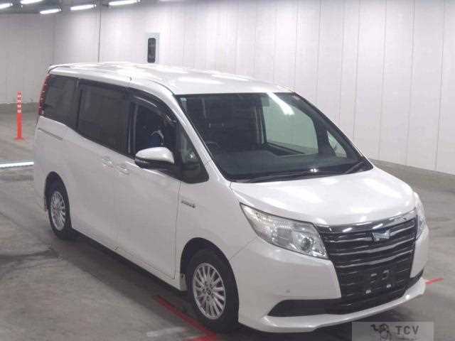 2015 Toyota Noah