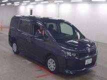 2016 Toyota Voxy