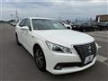 2014 Toyota Crown Hybrid