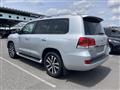2016 Toyota Land Cruiser