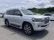2016 Toyota Land Cruiser