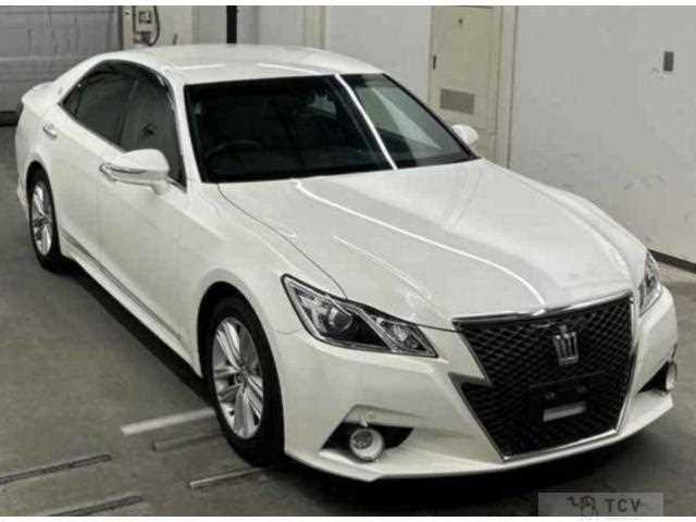 2015 Toyota Crown
