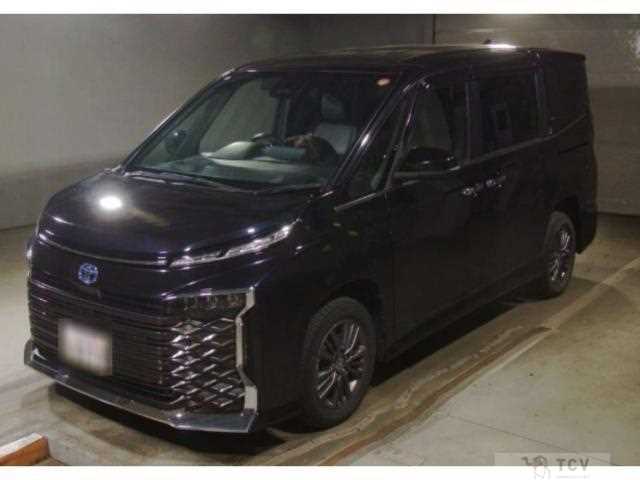 2022 Toyota Voxy