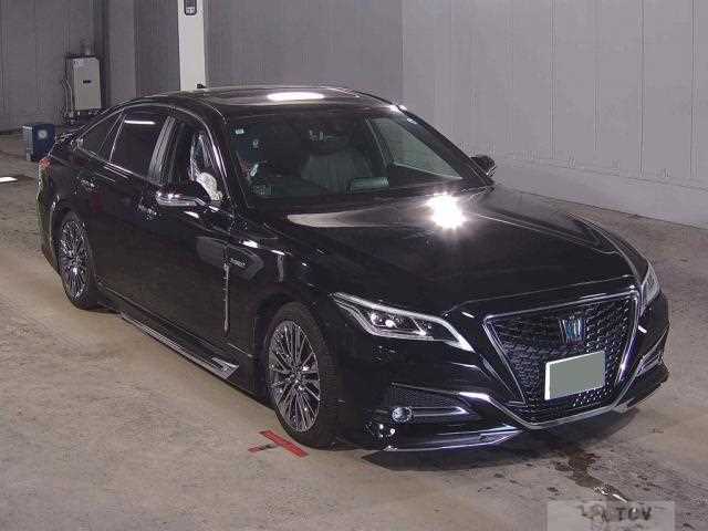 2018 Toyota Crown Hybrid