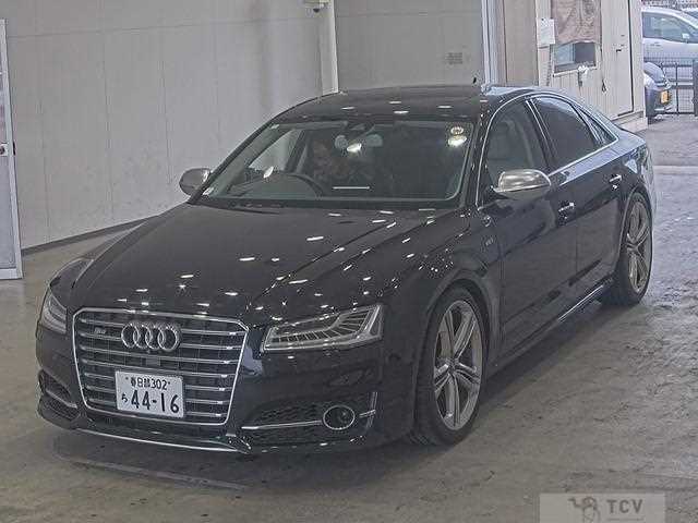 2014 Audi S8