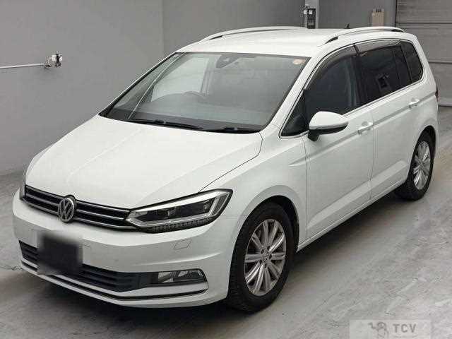 2016 Volkswagen Golf Touran