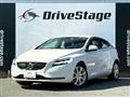 2017 Volvo V40