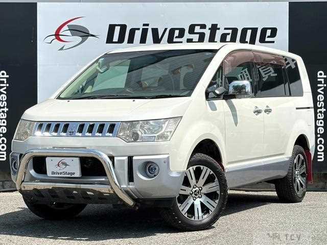 2010 Mitsubishi Delica D5