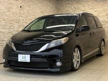 2012 Toyota Sienna
