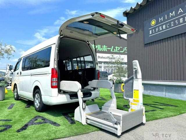 2013 Toyota Regiusace Van