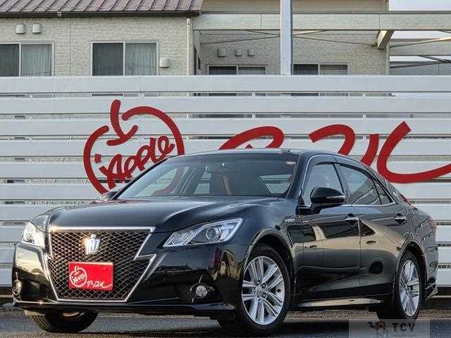 2014 Toyota Crown Hybrid