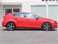 2020 Volvo V40